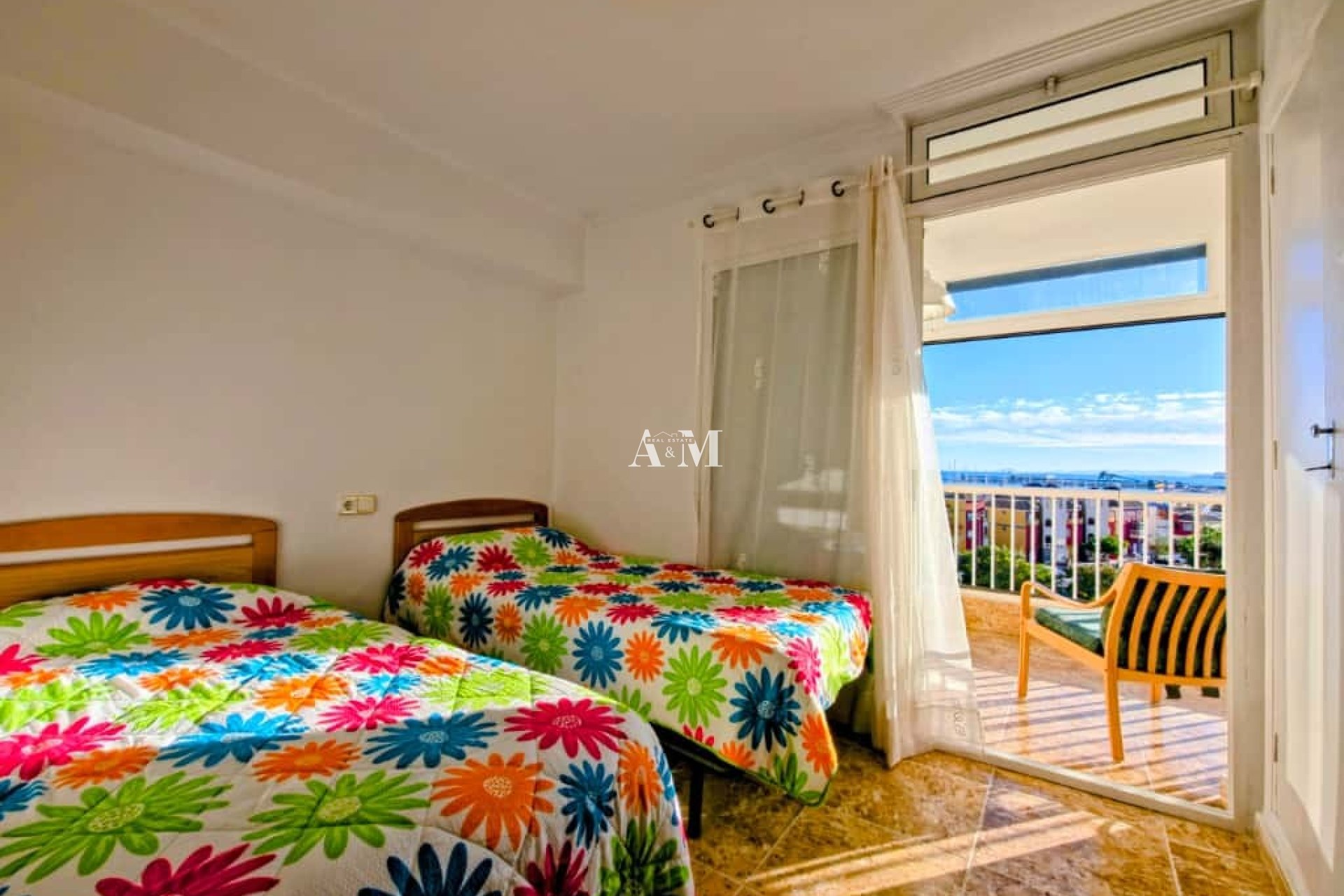 Долгосрочная аренда - Квартира / квартира - Torrevieja - El Acequión - Los Náufragos