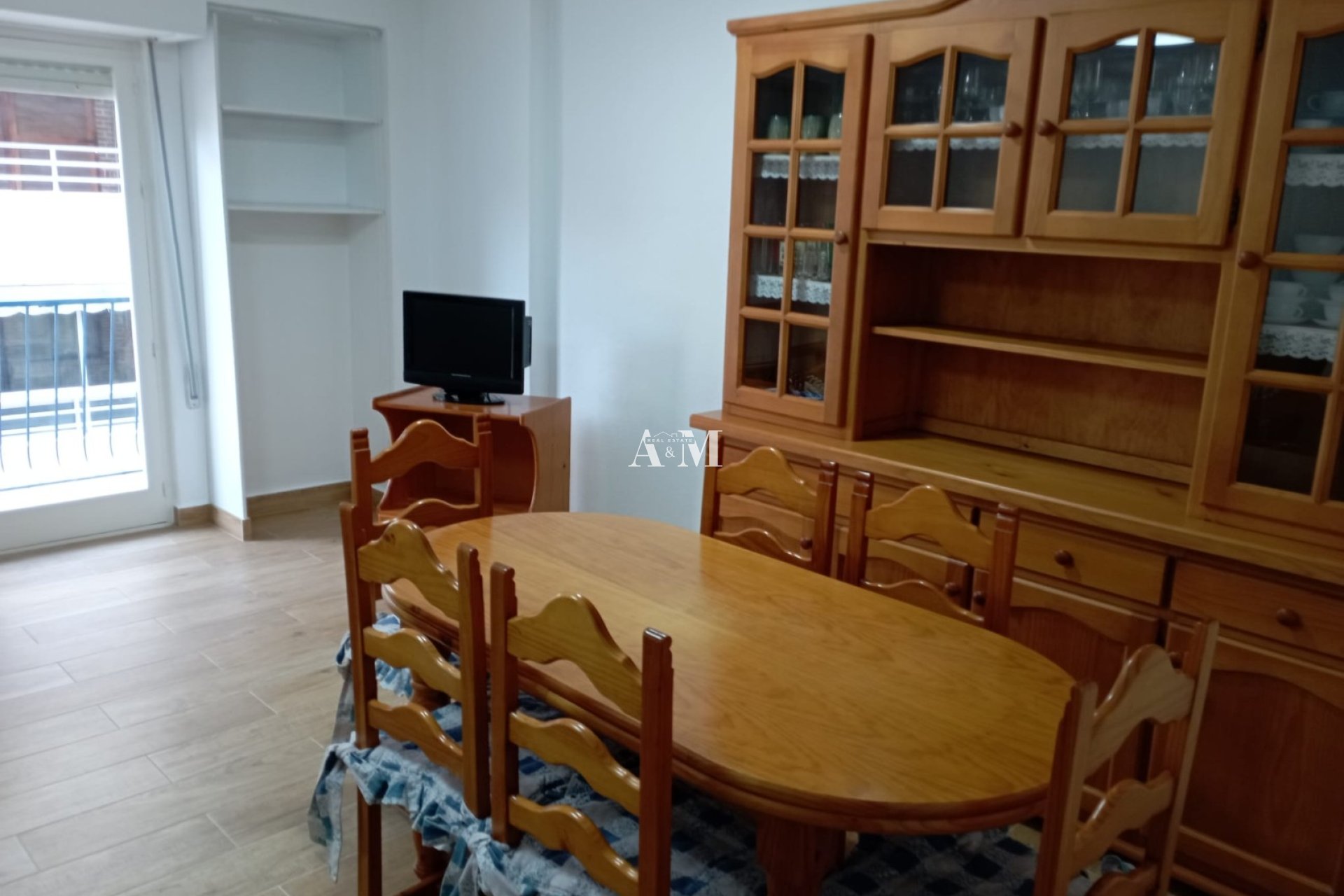 Долгосрочная аренда - Квартира / квартира - Torrevieja - El Acequión - Los Náufragos