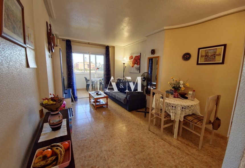 Долгосрочная аренда - Квартира / квартира - Torrevieja - La Veleta