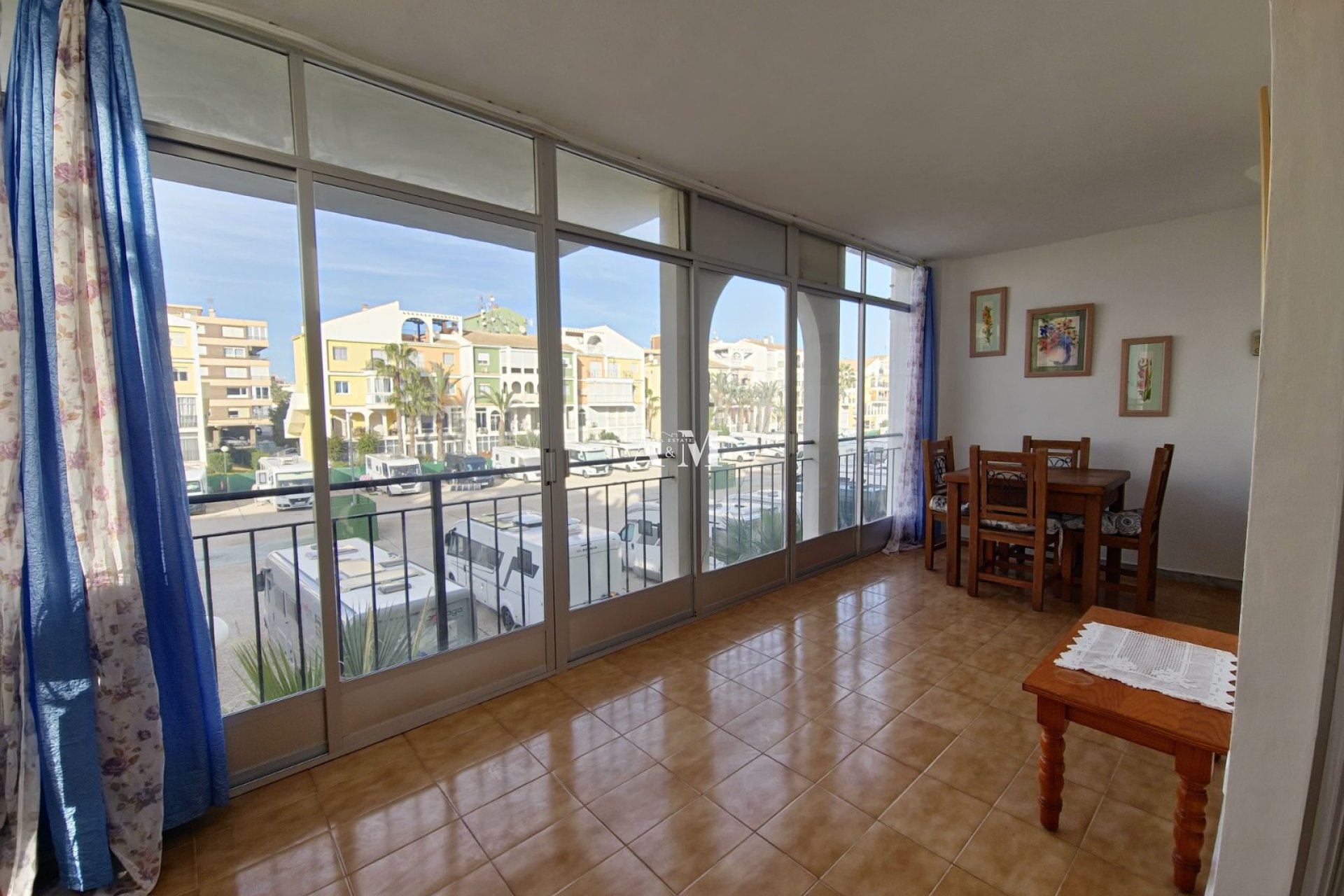 Долгосрочная аренда - Квартира / квартира - Torrevieja - La Veleta