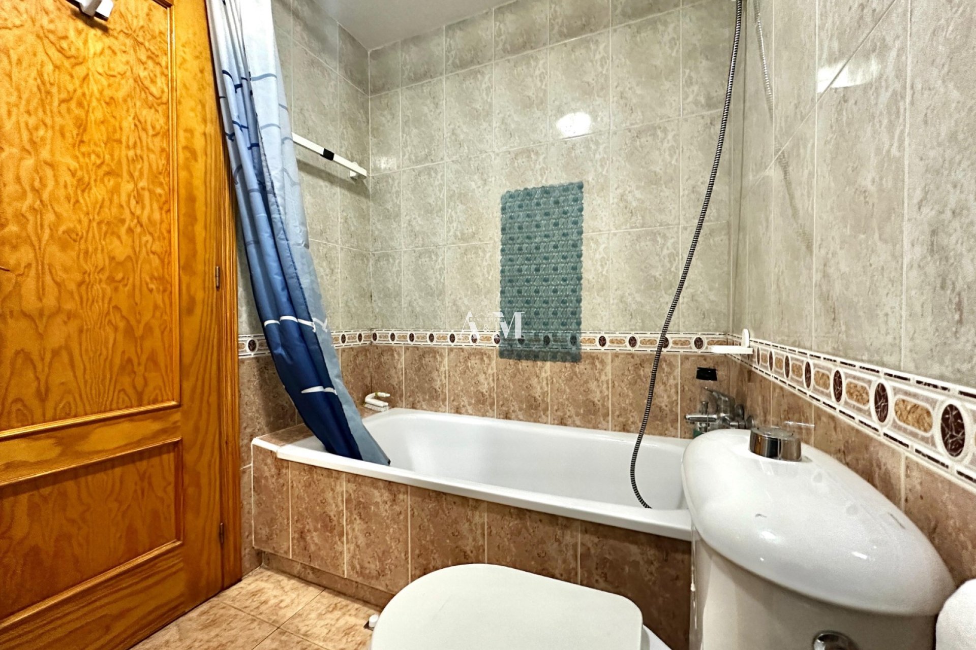 Долгосрочная аренда - Квартира / квартира - Torrevieja - La Veleta