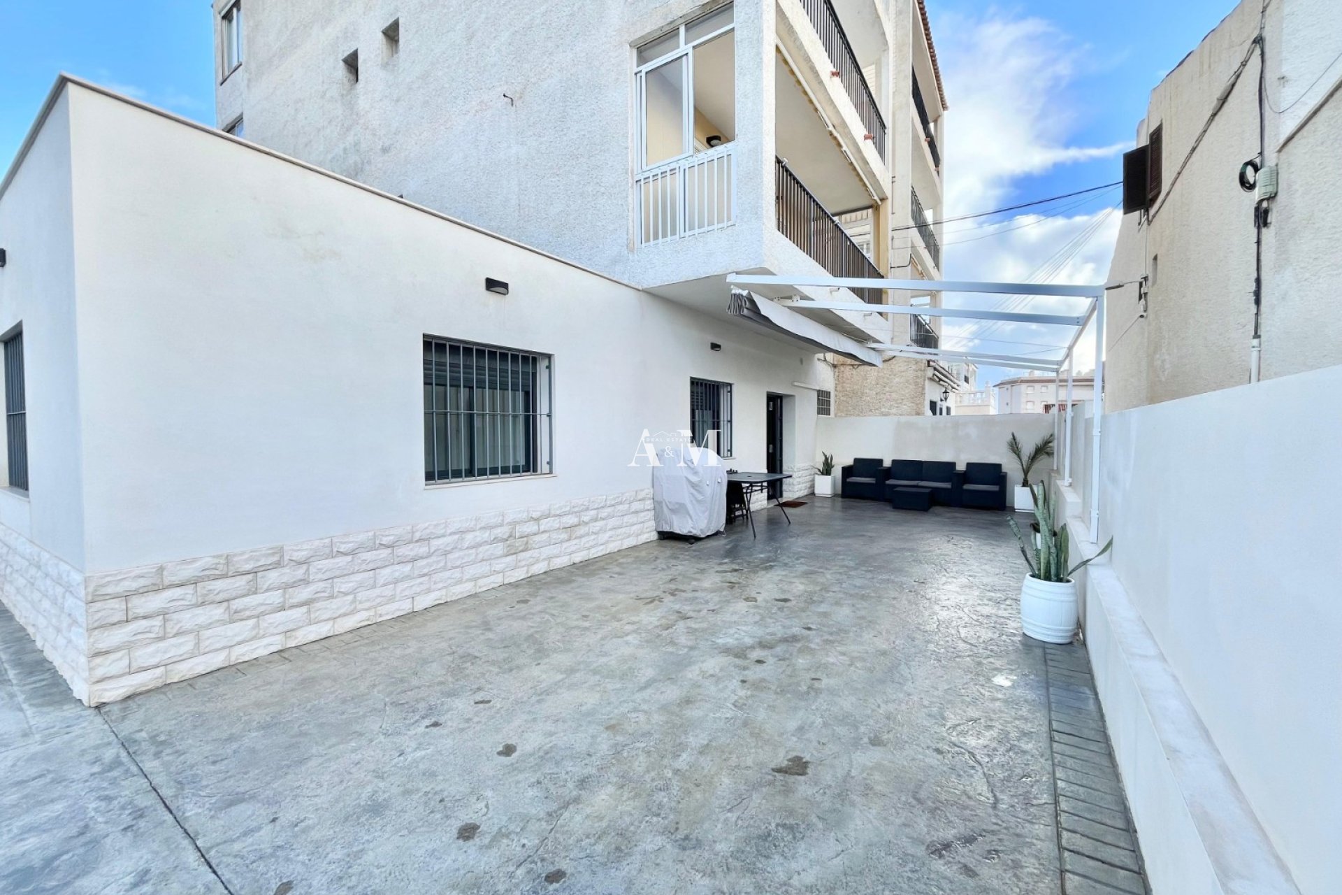 Долгосрочная аренда - Квартира / квартира - Torrevieja - Nueva Torrevieja - Aguas Nuevas