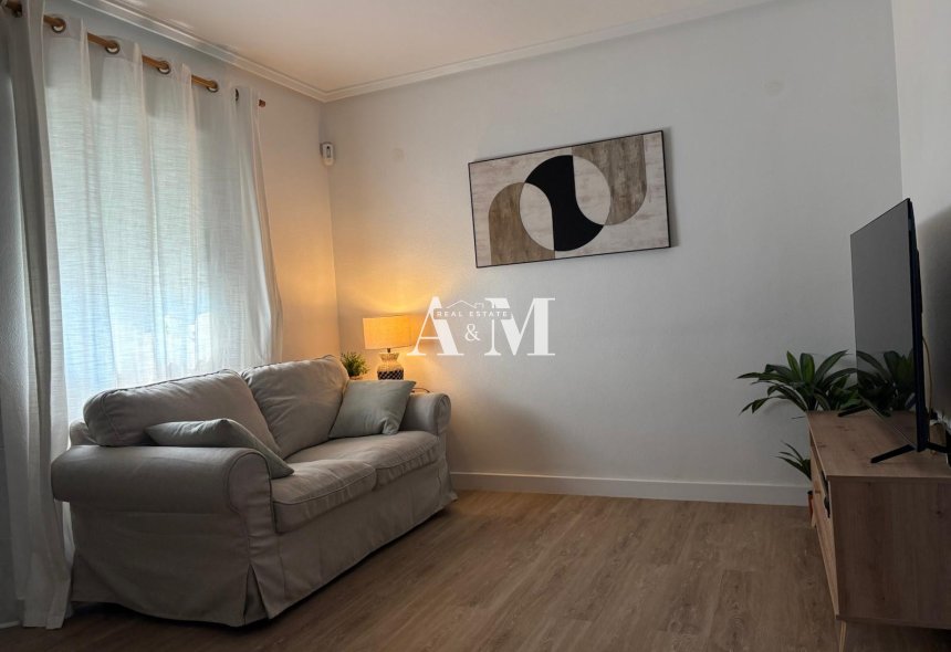 Долгосрочная аренда - Квартира / квартира - Torrevieja - Nueva Torrevieja - Aguas Nuevas