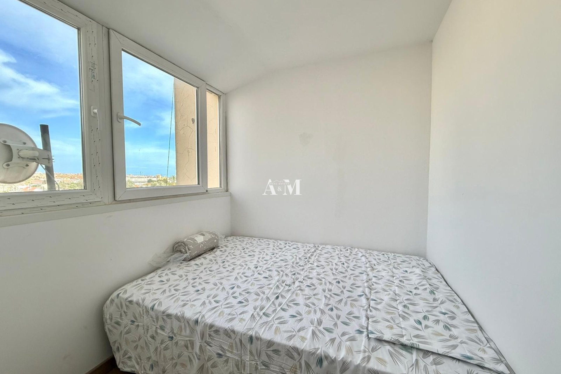 Долгосрочная аренда - Квартира / квартира - Torrevieja - Nueva Torrevieja - Aguas Nuevas