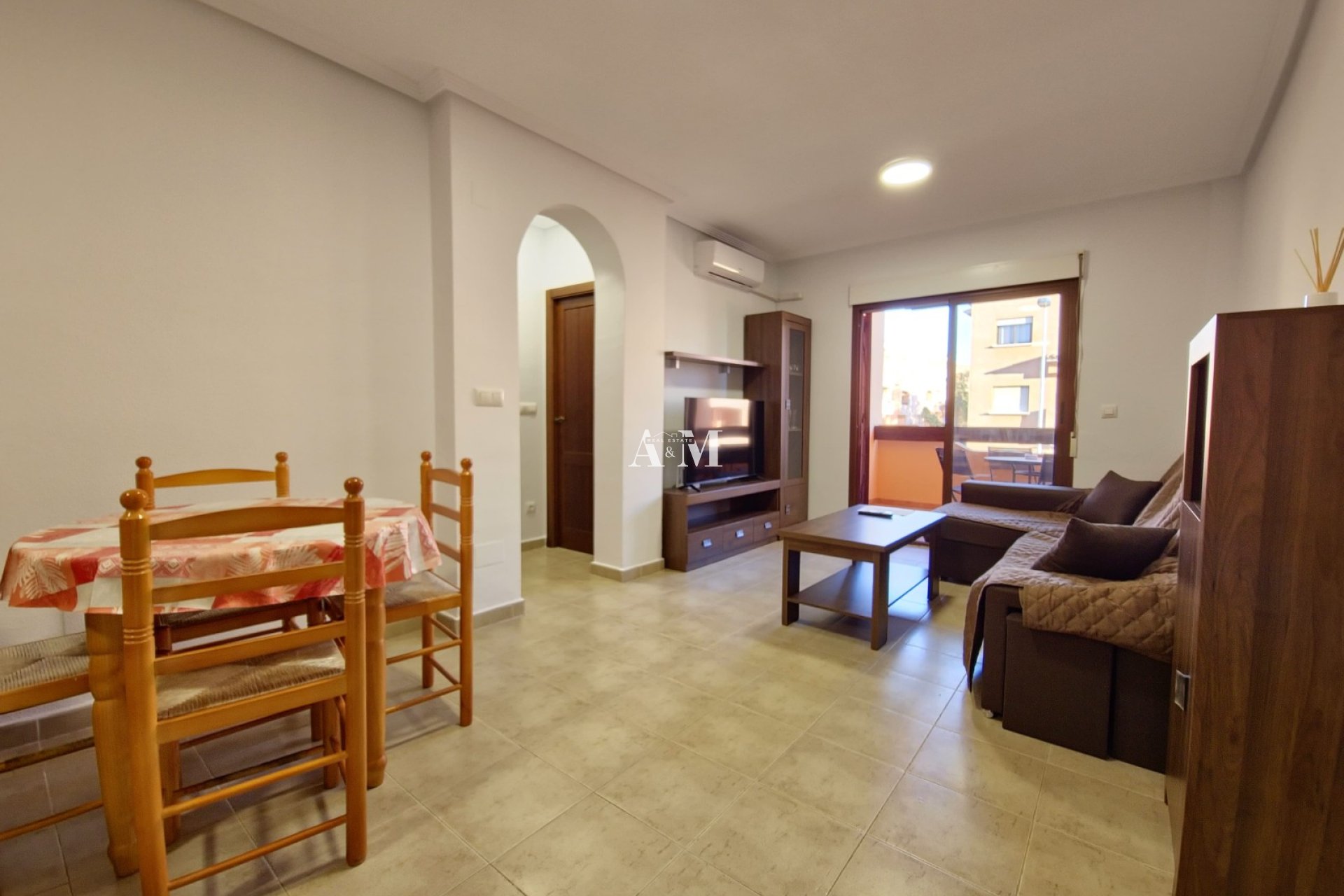 Долгосрочная аренда - Квартира / квартира - Torrevieja - Nueva Torrevieja - Aguas Nuevas