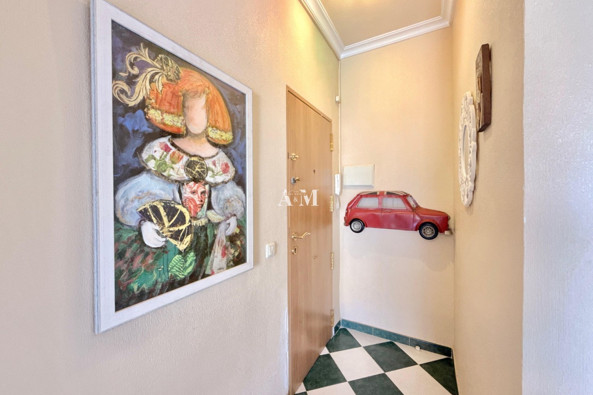 Долгосрочная аренда - Квартира / квартира - Torrevieja - Nueva Torrevieja