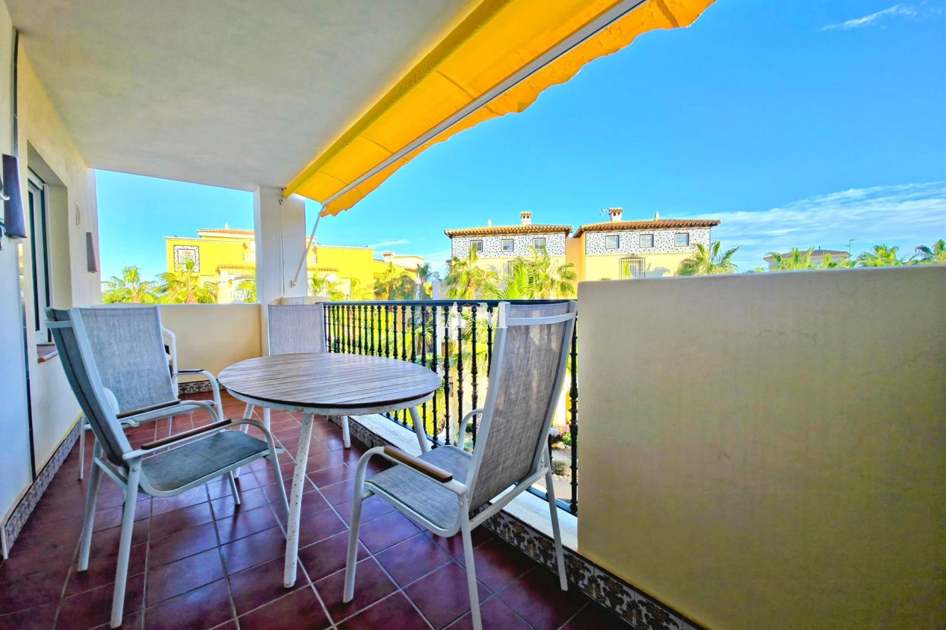 Долгосрочная аренда - Квартира / квартира - Torrevieja - Playa de los Locos