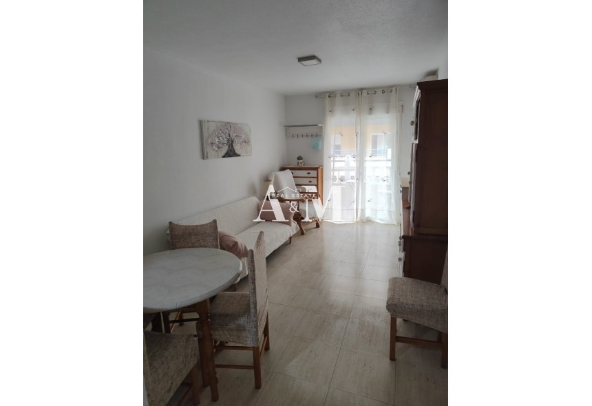 Долгосрочная аренда - Квартира / квартира - Torrevieja - Playa del Cura