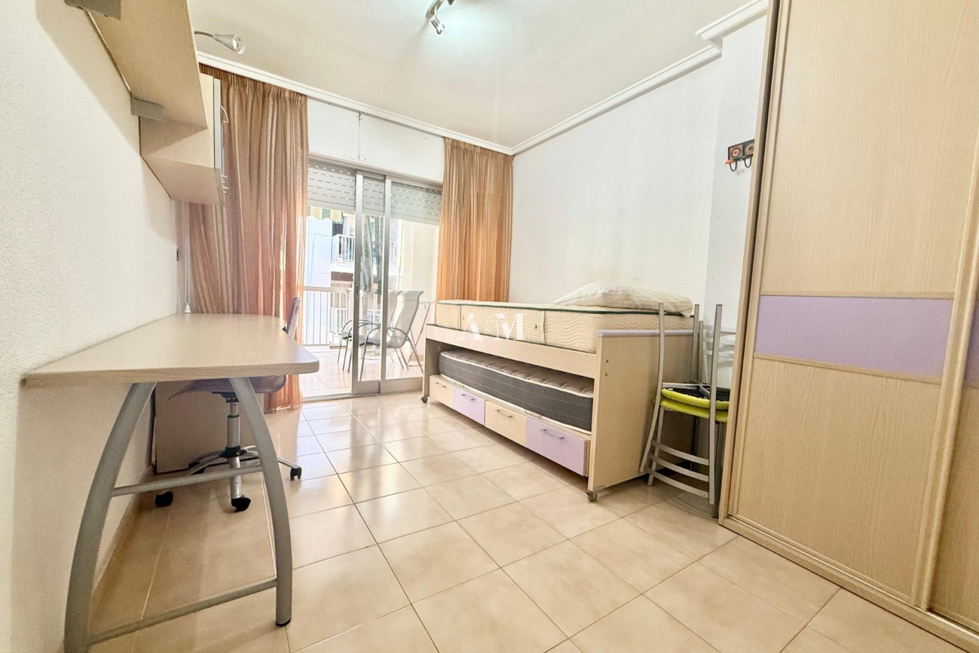 Долгосрочная аренда - Квартира / квартира - Torrevieja - Playa del Cura