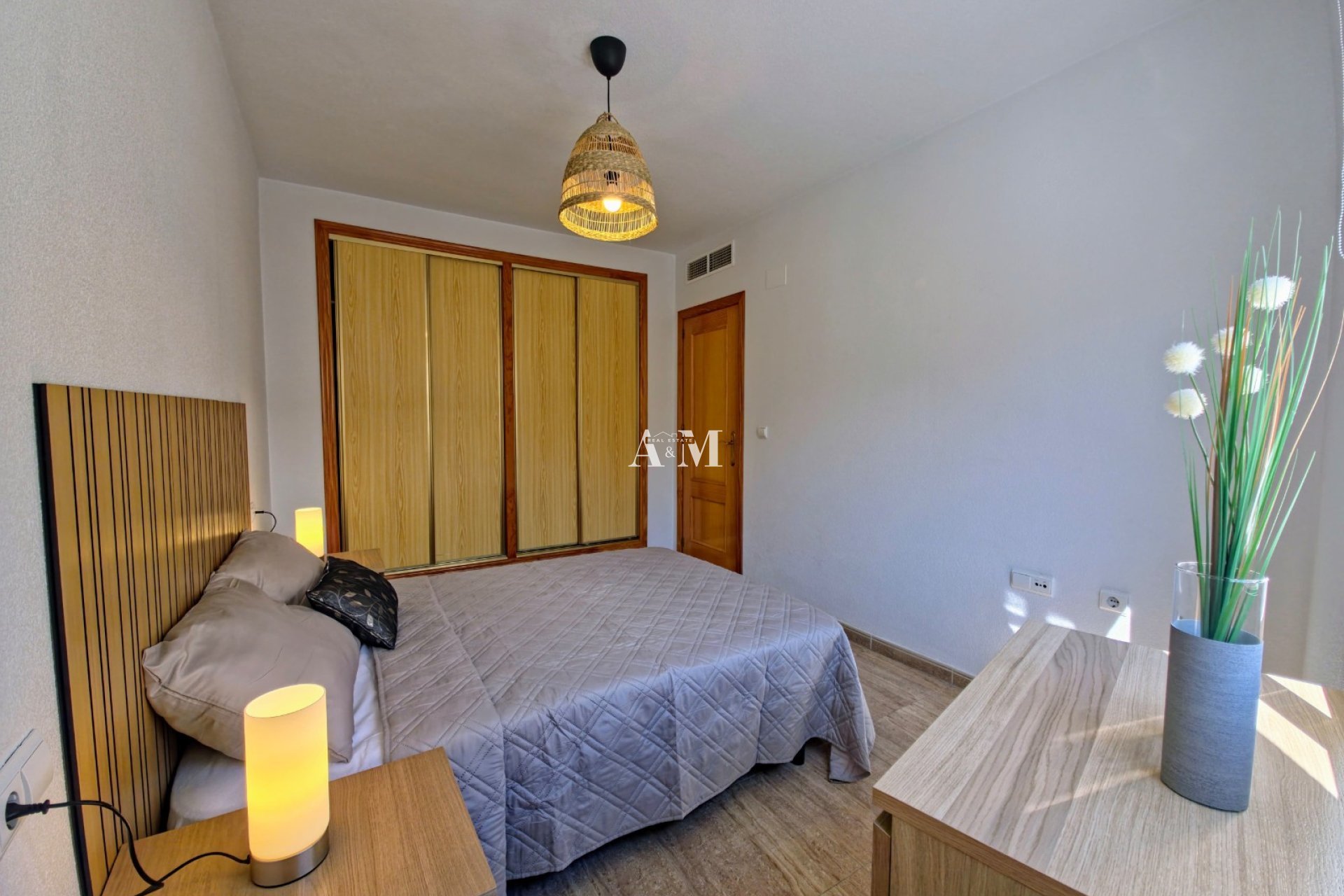 Долгосрочная аренда - Квартира / квартира - Torrevieja - Playa del Cura