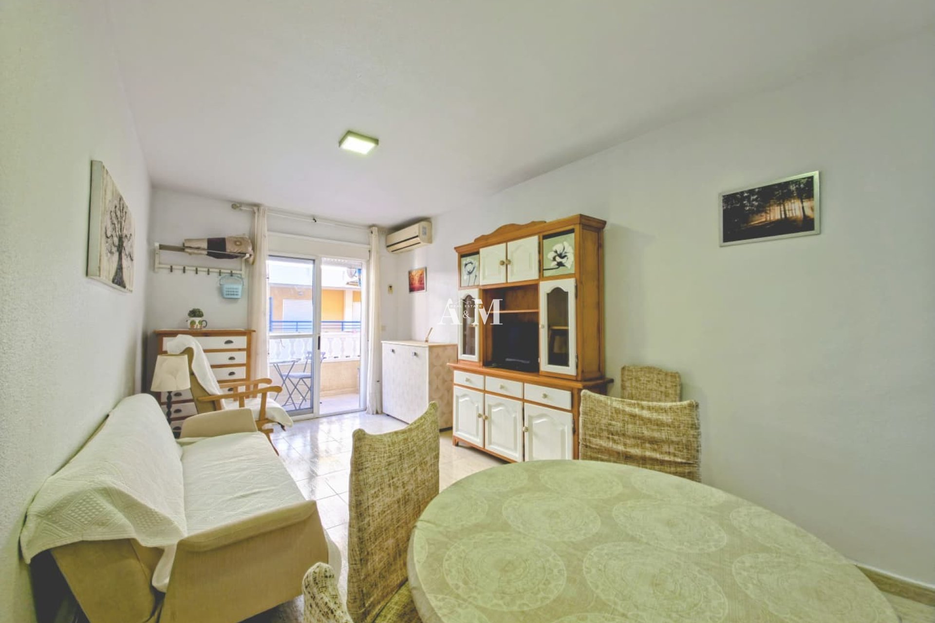 Долгосрочная аренда - Квартира / квартира - Torrevieja - Playa del Cura