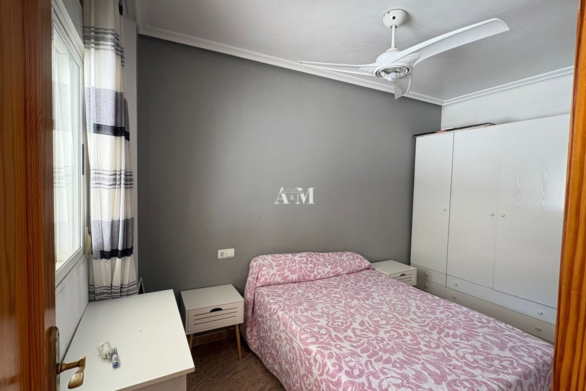 Долгосрочная аренда - Квартира / квартира - Torrevieja - Playa del Cura