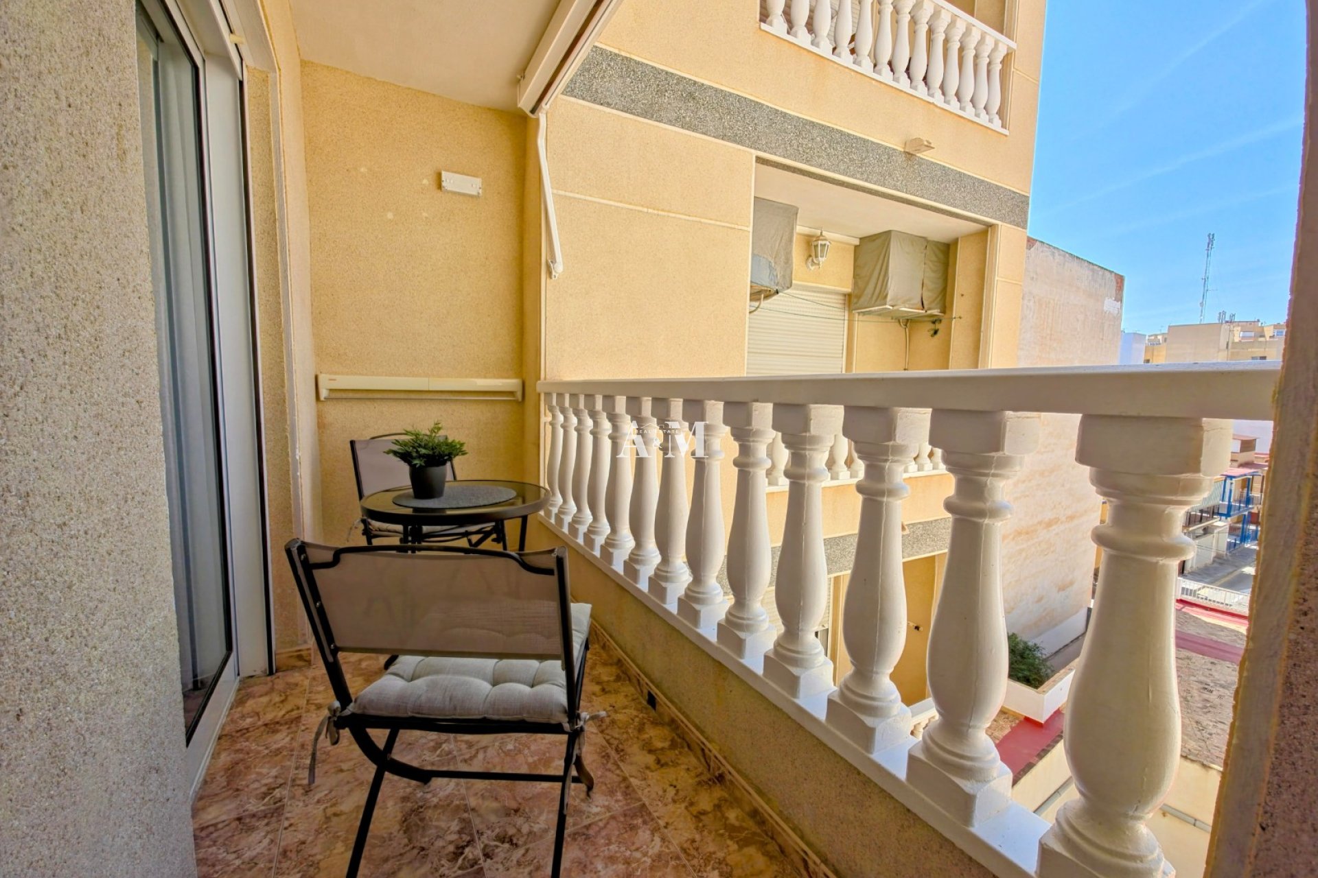 Долгосрочная аренда - Квартира / квартира - Torrevieja - Playa del Cura