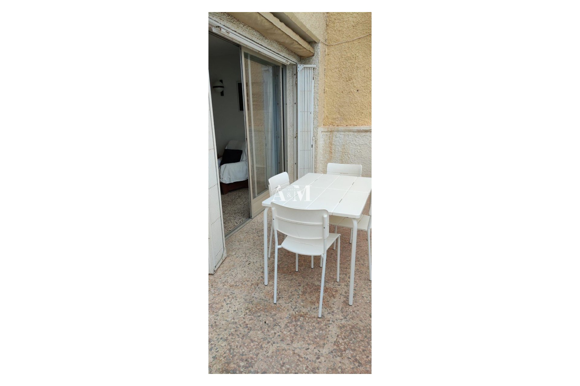 Долгосрочная аренда - Квартира / квартира - Torrevieja - Playa del Cura