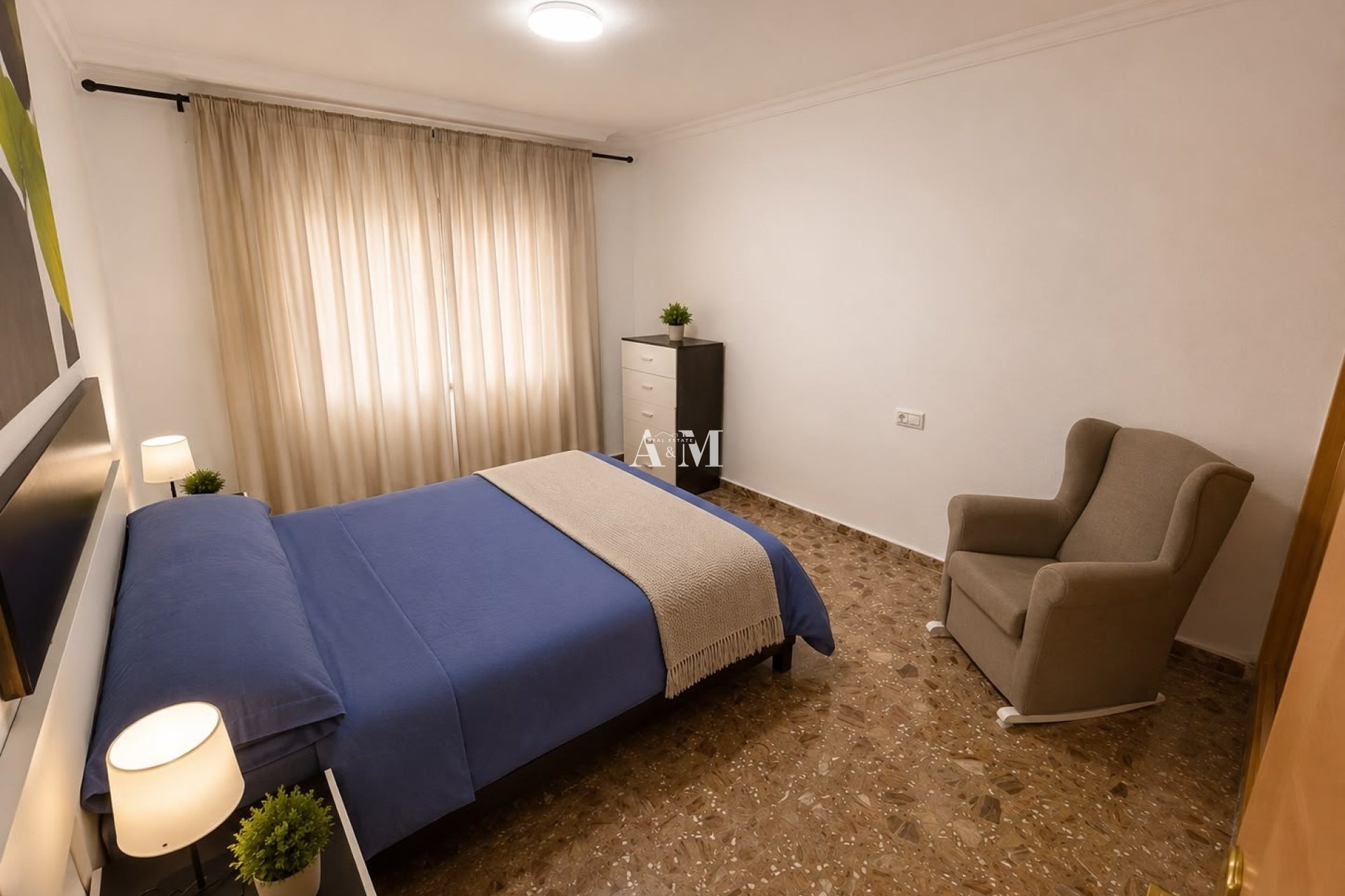 Долгосрочная аренда - Квартира / квартира - Torrevieja - Playa del Cura
