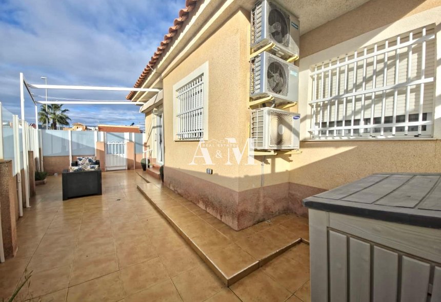 Долгосрочная аренда - Таунхаус - Los Belones