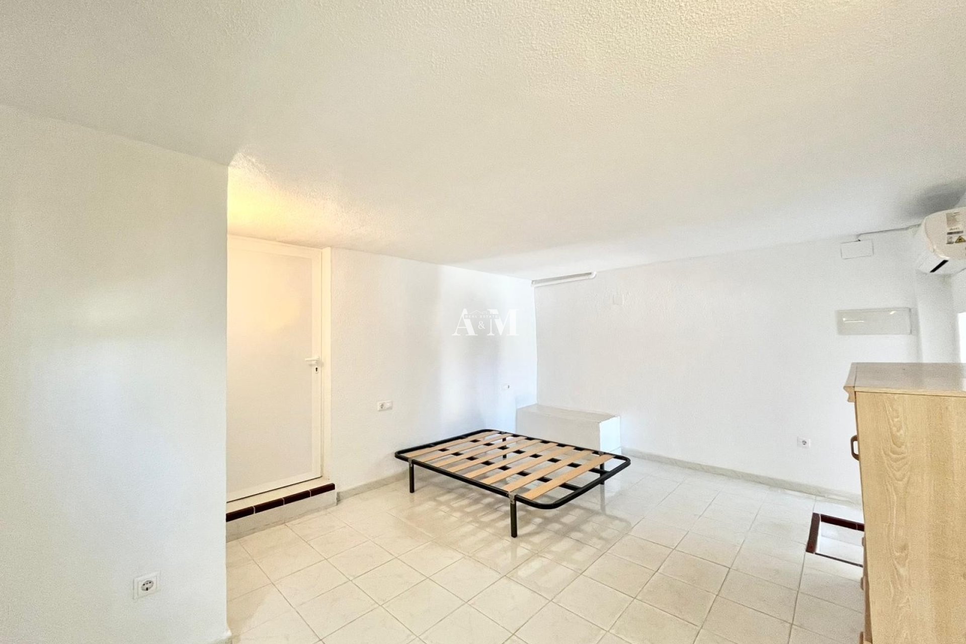 Долгосрочная аренда - Таунхаус - San Miguel de Salinas