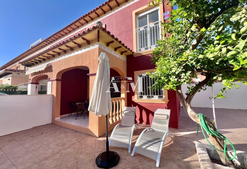 Долгосрочная аренда - Таунхаус - Torrevieja - La Siesta - El Salado -  Torreta