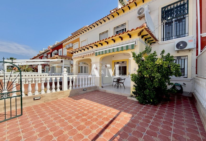 Долгосрочная аренда - Таунхаус - Torrevieja - La Siesta - El Salado -  Torreta