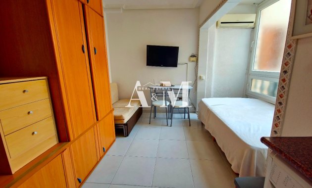 Étude - Location à long terme - Torrevieja - Playa de los Locos