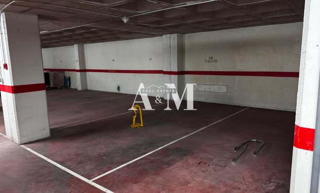 Garage - Location à long terme - Torrevieja - Torrevieja