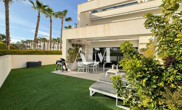 Квартира / квартира - Долгосрочная аренда - Las Colinas Golf - Ref-445M