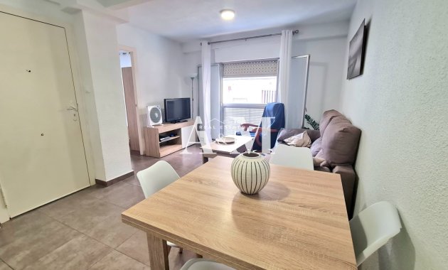 Квартира / квартира - Долгосрочная аренда - Santa Pola - Ref-2ASJ