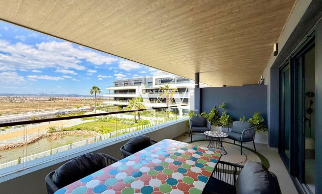 Квартира / квартира - Долгосрочная аренда - Torrevieja - Nueva Torrevieja - Aguas Nuevas