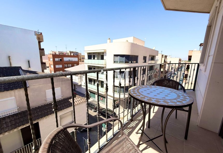 Location à long terme - Appartement - Almoradí