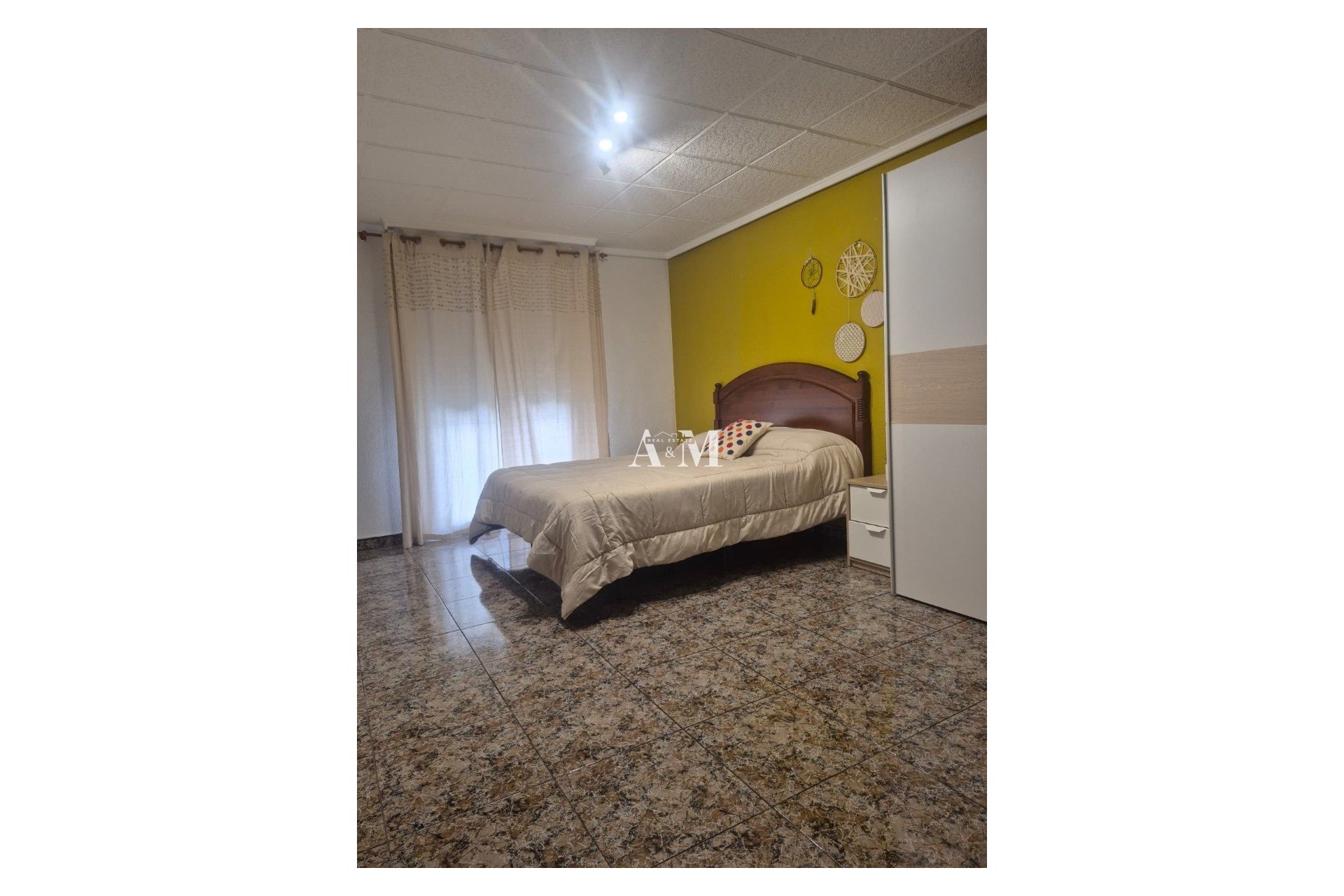 Location à long terme - Appartement - Elche