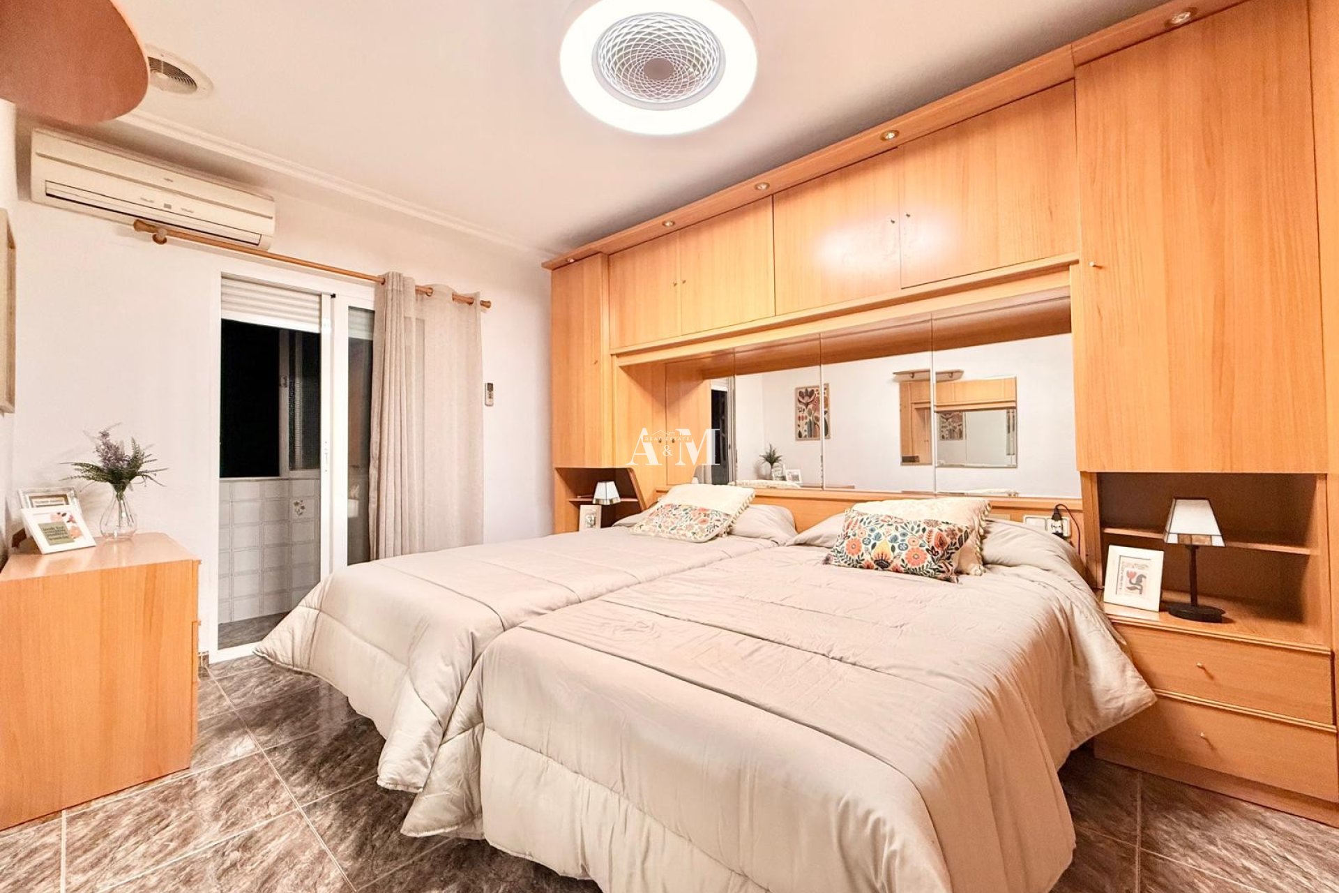 Location à long terme - Appartement - Elche
