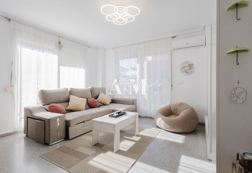 Location à long terme - Appartement - San Miguel de Salinas