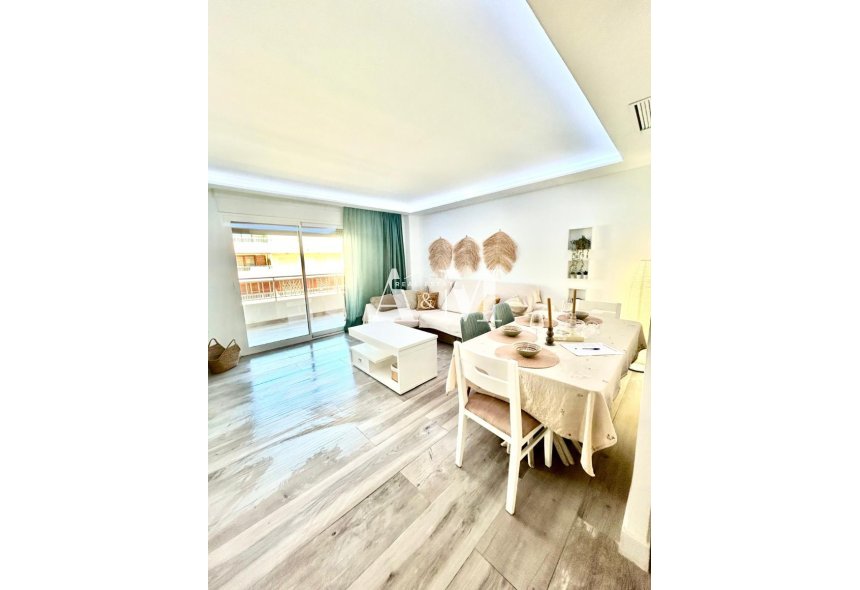 Location à long terme - Appartement - Torrevieja - El Acequión - Los Náufragos