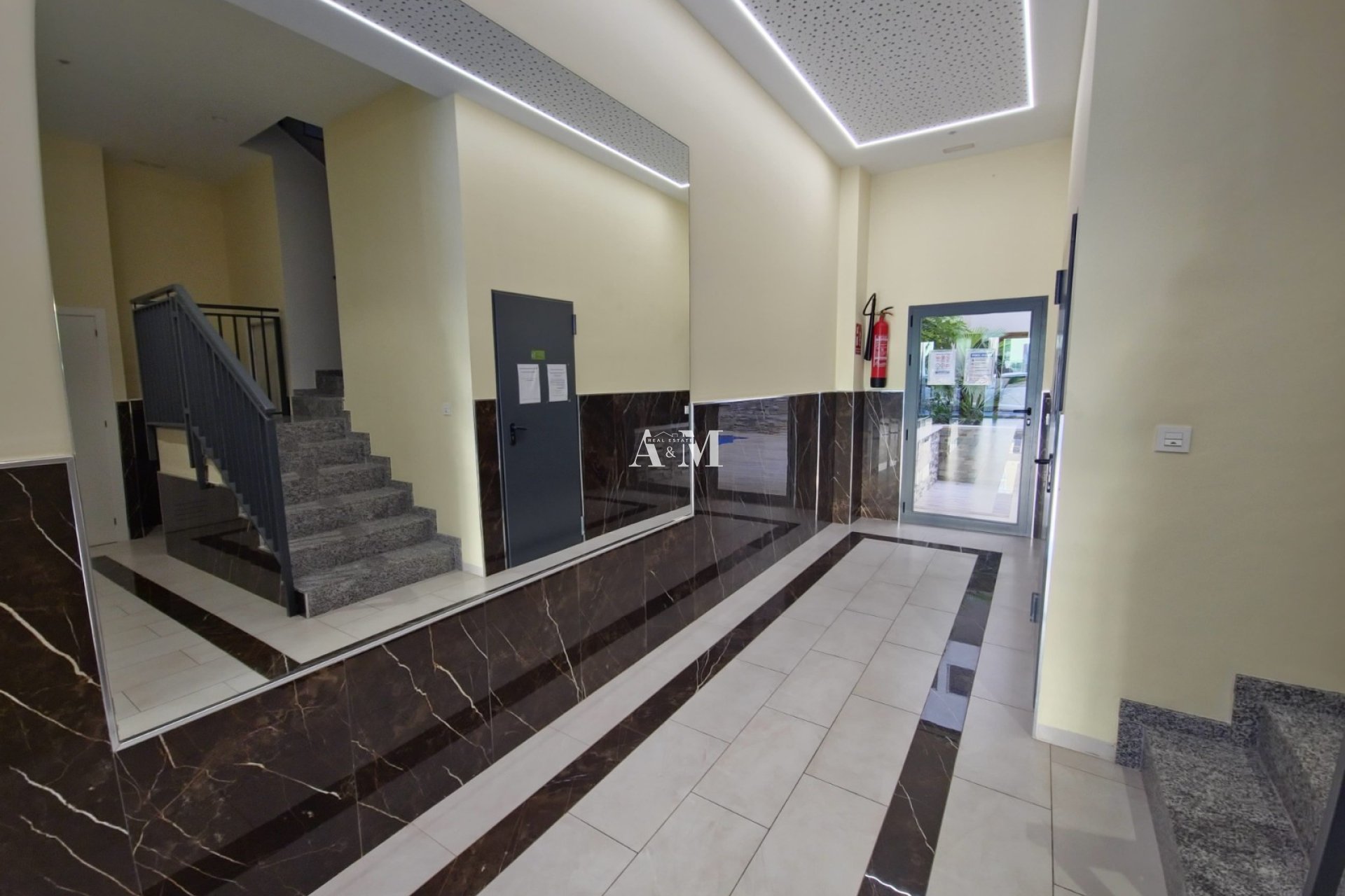 Location à long terme - Appartement - Torrevieja - Playa de los Locos