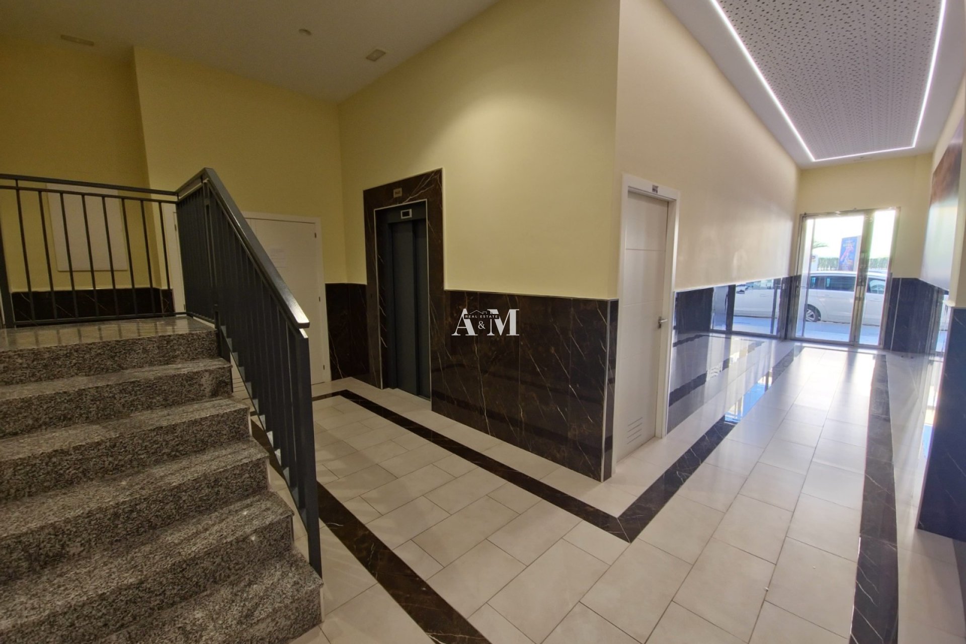 Location à long terme - Appartement - Torrevieja - Playa de los Locos