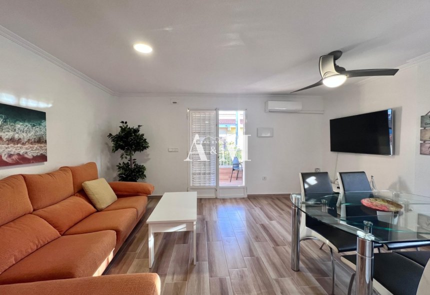 Location à long terme - Appartement - Torrevieja - Torrelamata - La Mata