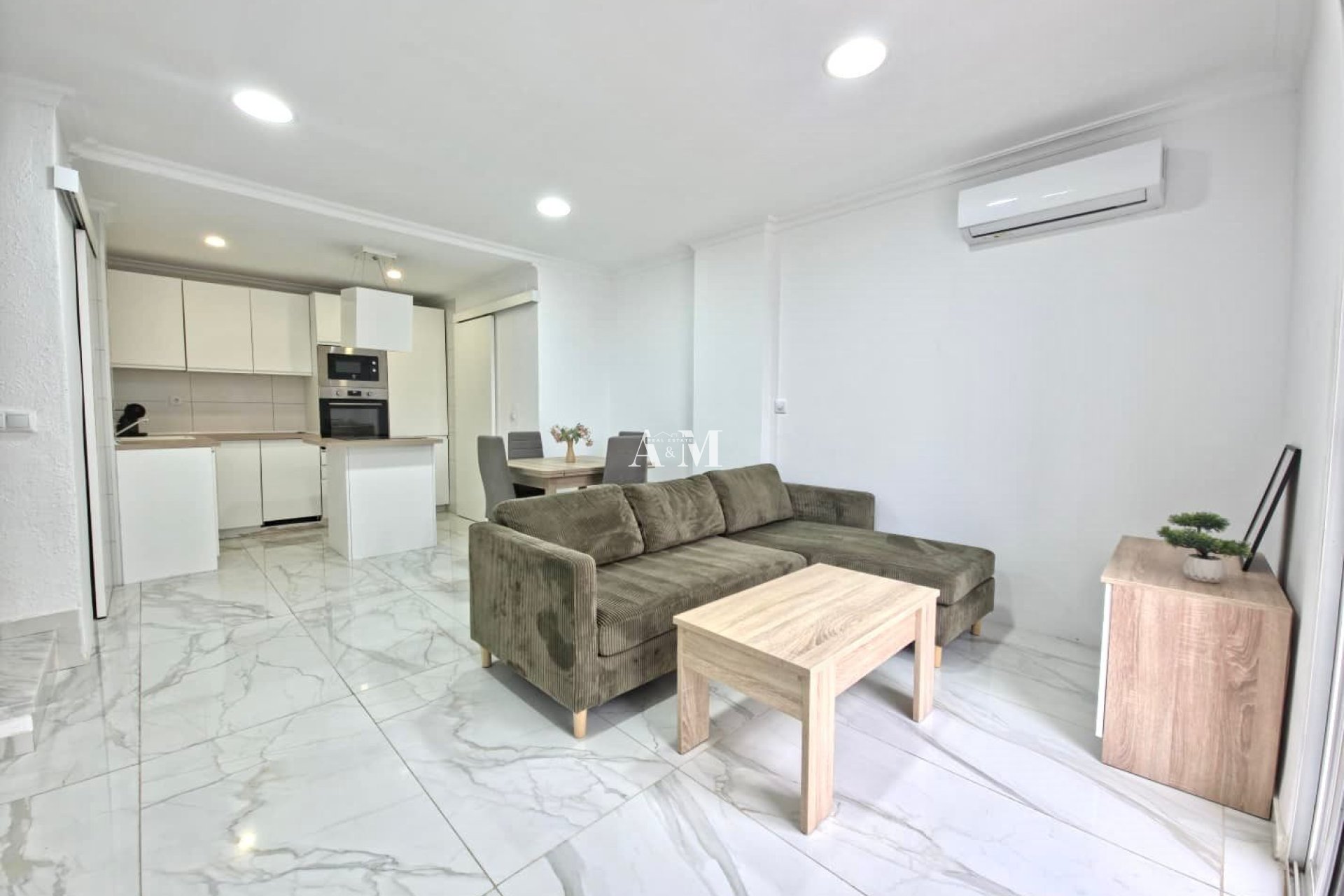 Location à long terme - Appartement - Torrevieja - Torrelamata - La Mata