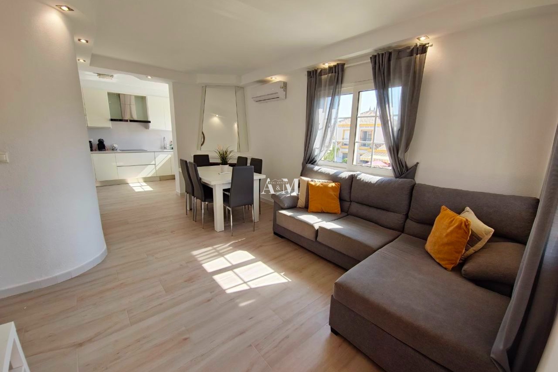 Location à long terme - Bungalow - Orihuela Costa - Villamartín
