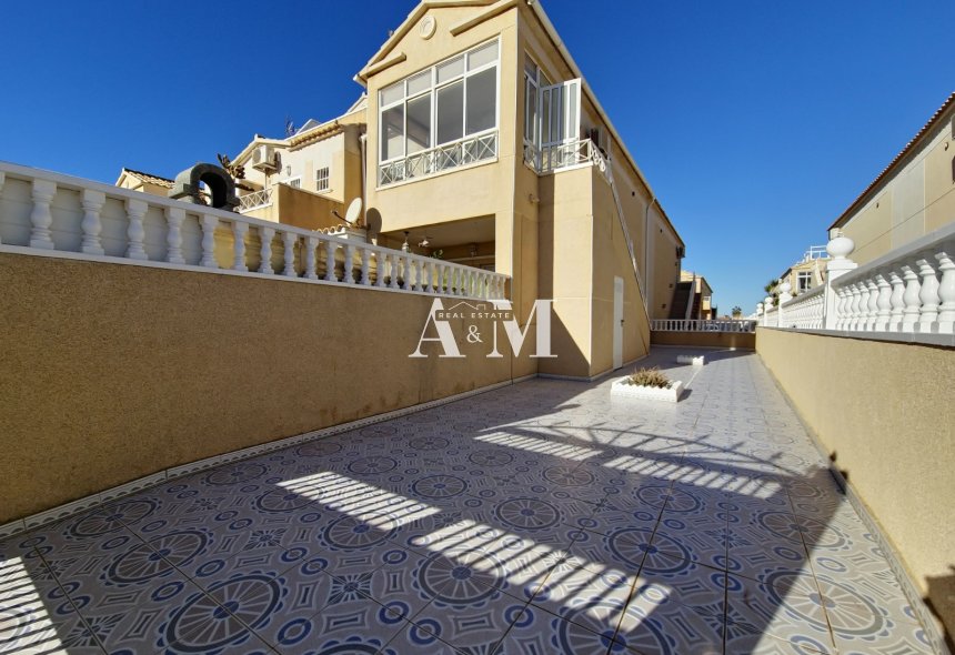 Location à long terme - Bungalow - Torrevieja - La Siesta - El Salado -  Torreta