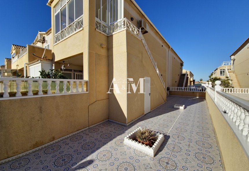 Location à long terme - Bungalow - Torrevieja - La Siesta - El Salado -  Torreta