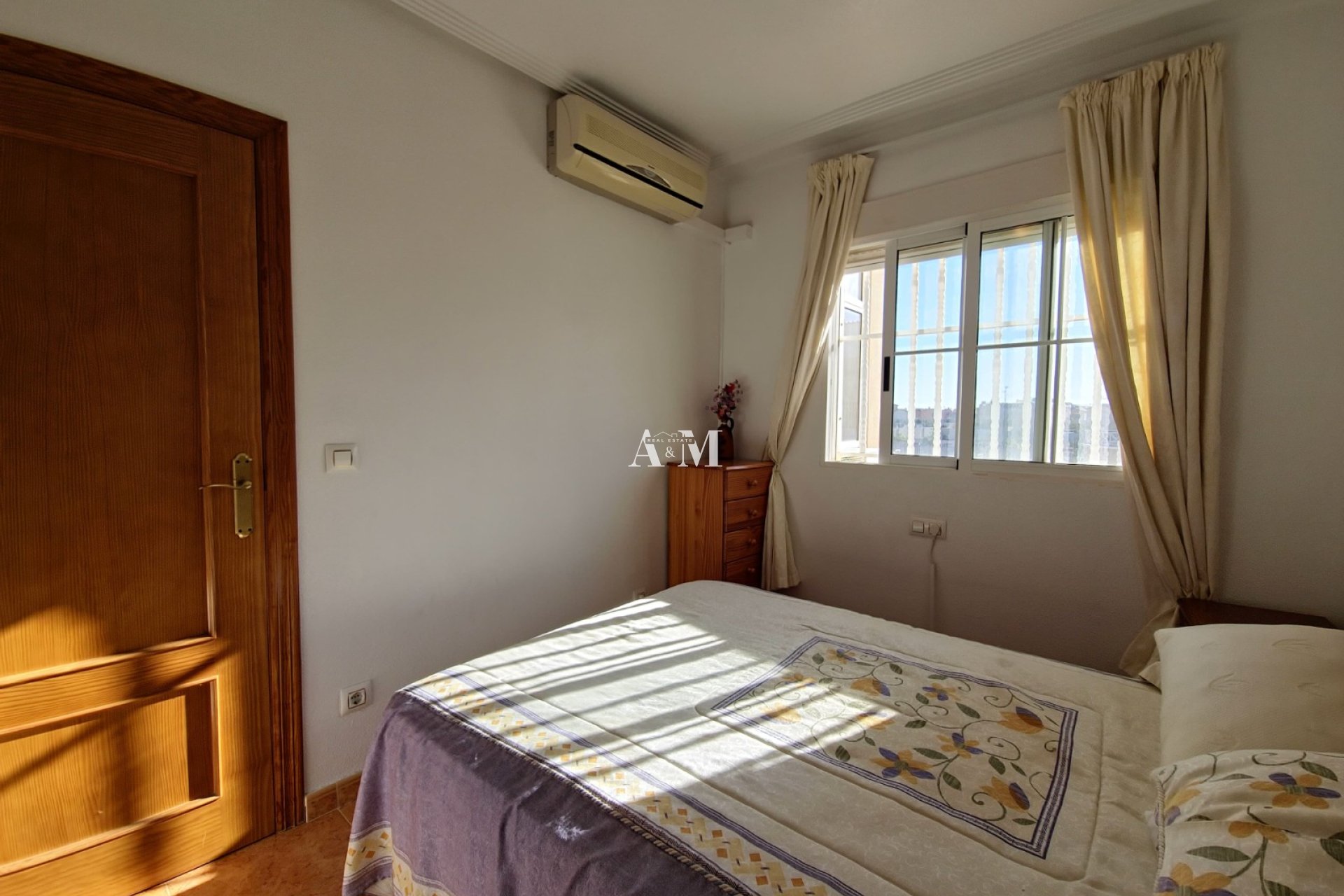 Location à long terme - Bungalow - Torrevieja - La Siesta - El Salado -  Torreta