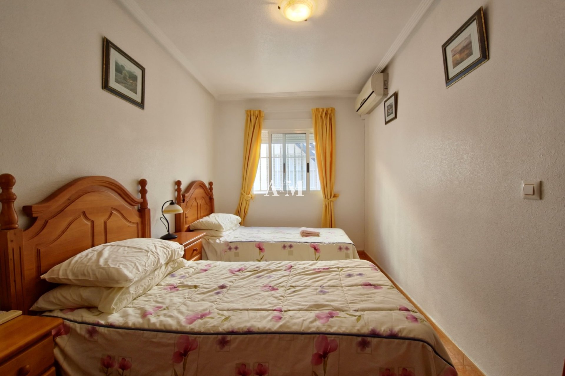 Location à long terme - Bungalow - Torrevieja - La Siesta - El Salado -  Torreta