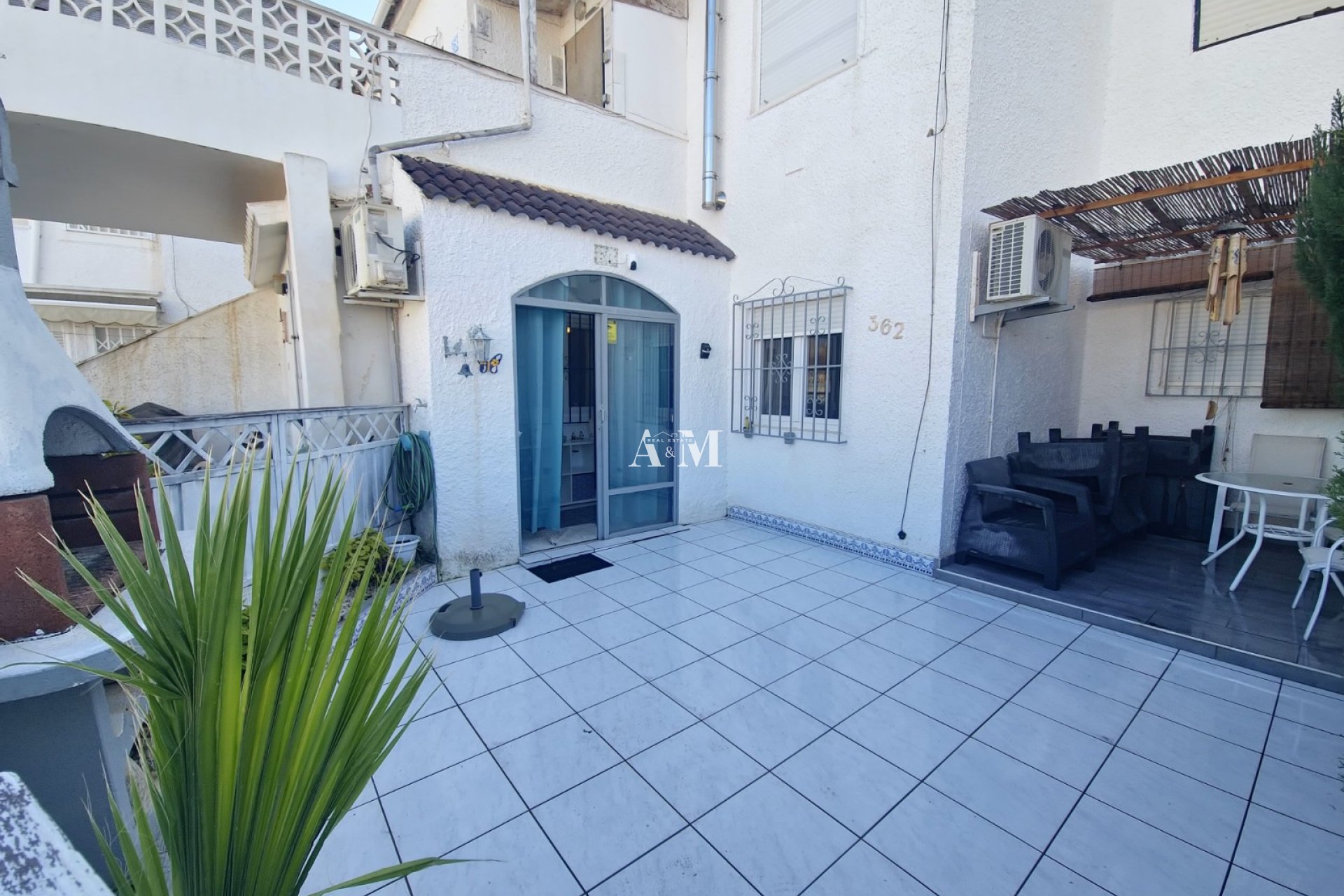 Location à long terme - Bungalow - Torrevieja - La Siesta - El Salado -  Torreta