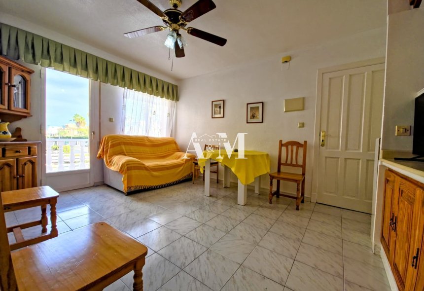 Location à long terme - Bungalow - Torrevieja - Nueva Torrevieja - Aguas Nuevas