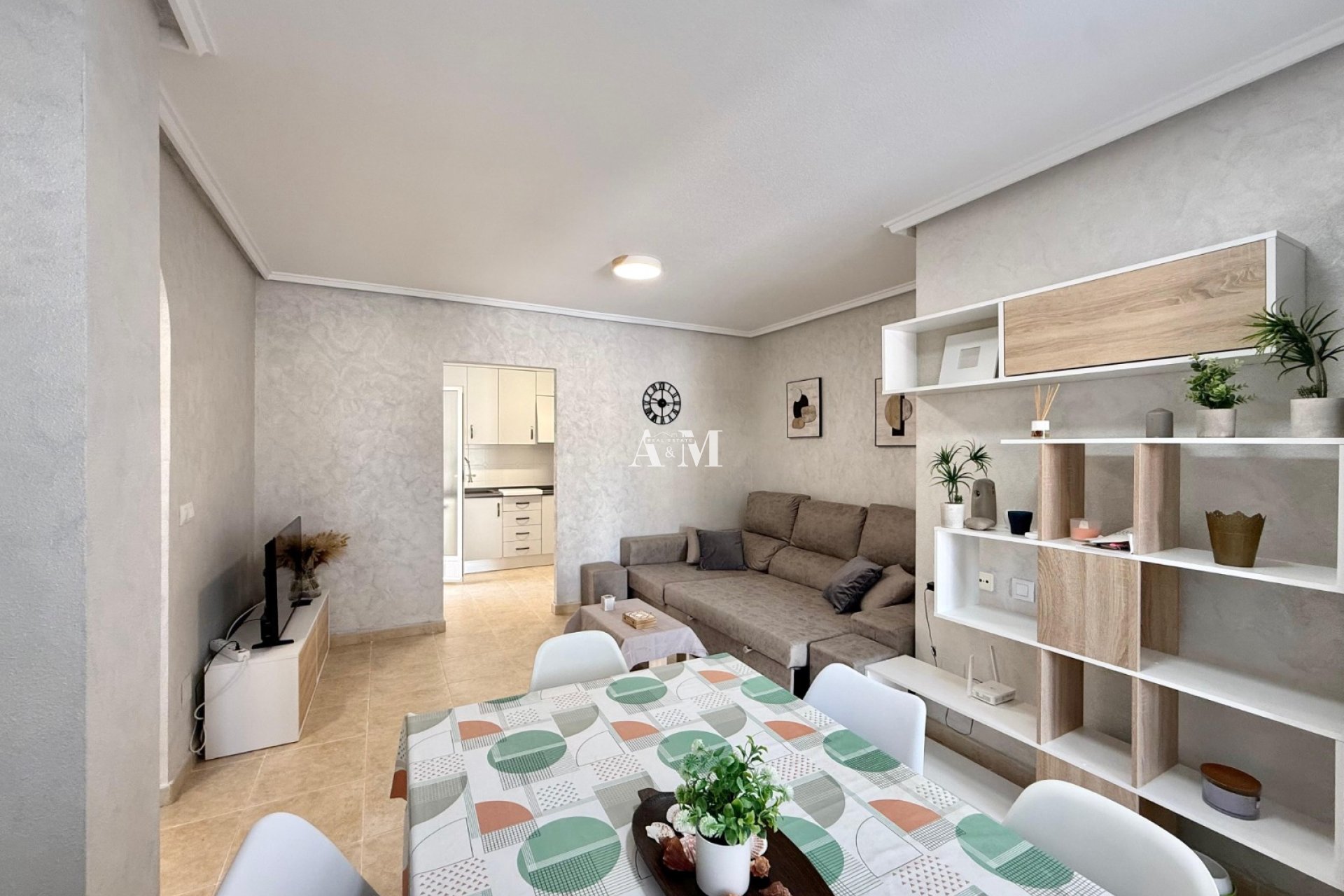 Location à long terme - Bungalow - Torrevieja - Nueva Torrevieja - Aguas Nuevas