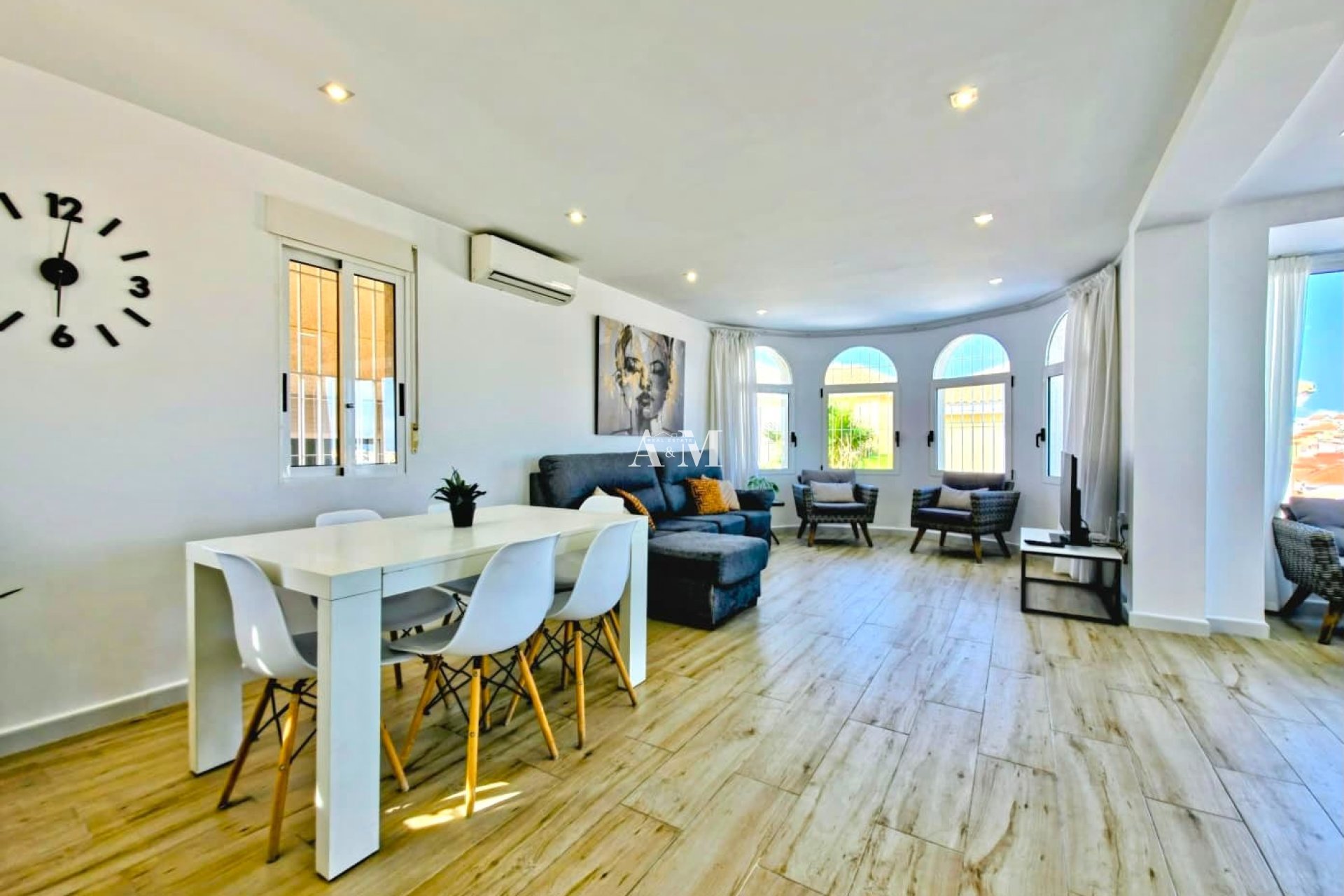 Location à long terme - Chalet - Orihuela Costa - Las Filipinas