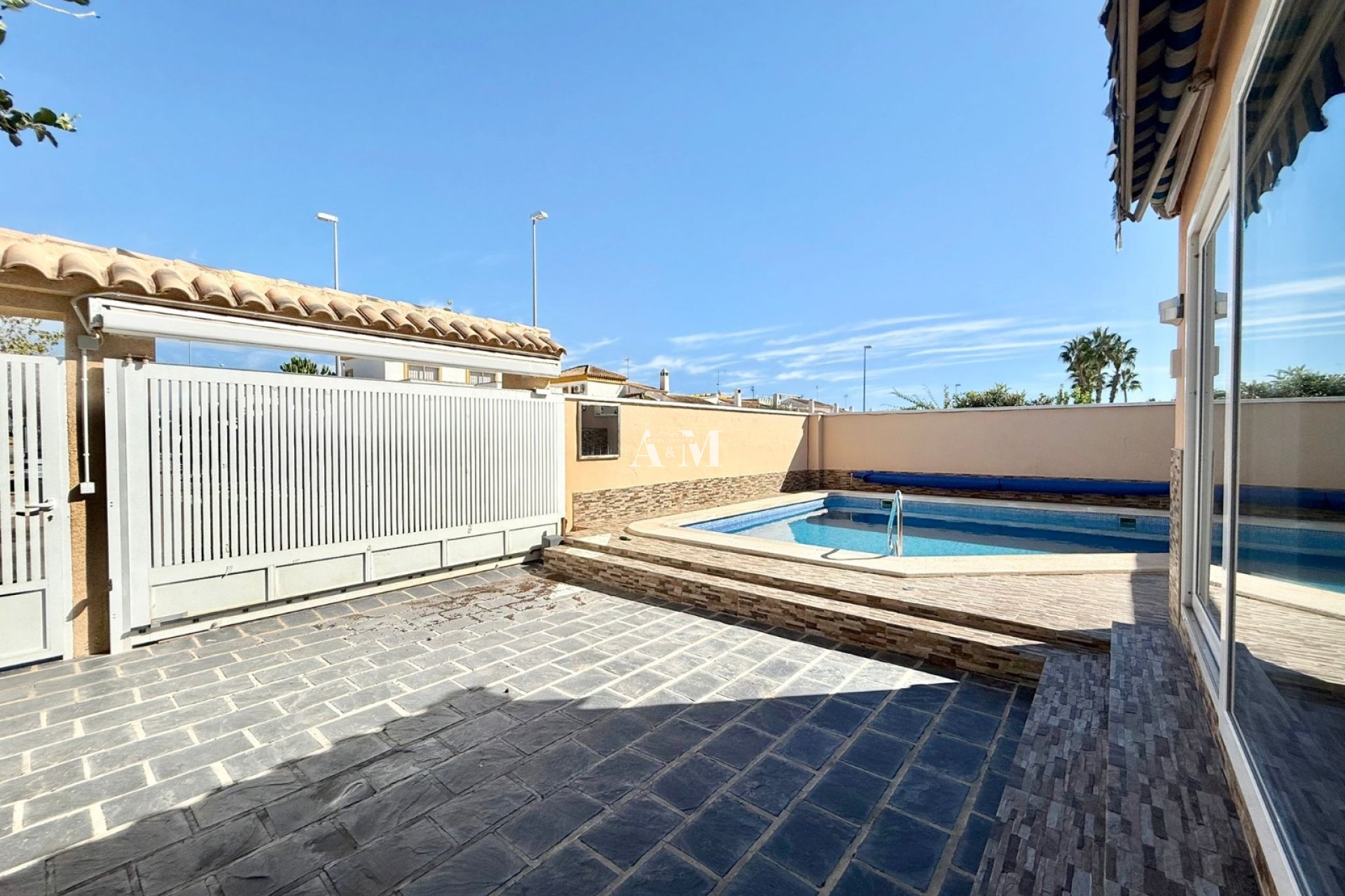 Location à long terme - Chalet - Pilar de la Horadada