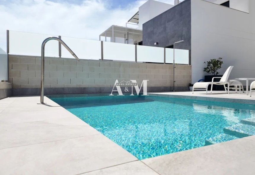 Location à long terme - Chalet - Torrevieja - Los Balcones - Los Altos del Edén