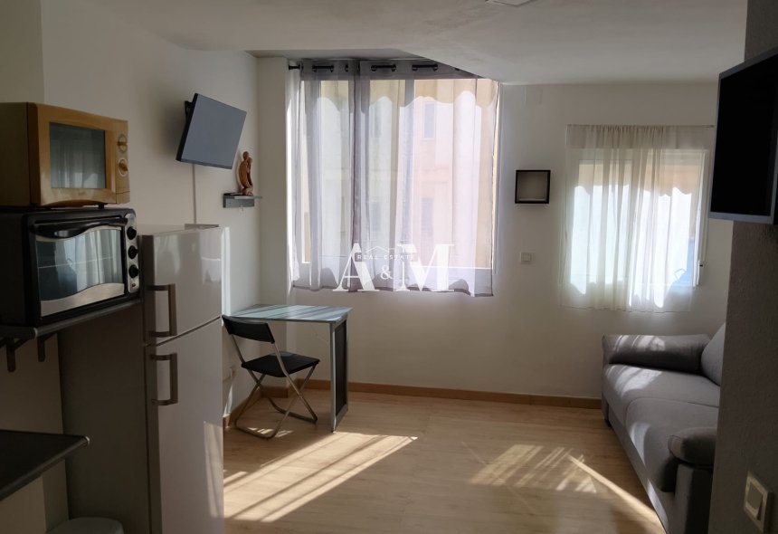 Location à long terme - Étude - Torrevieja - Playa del Cura