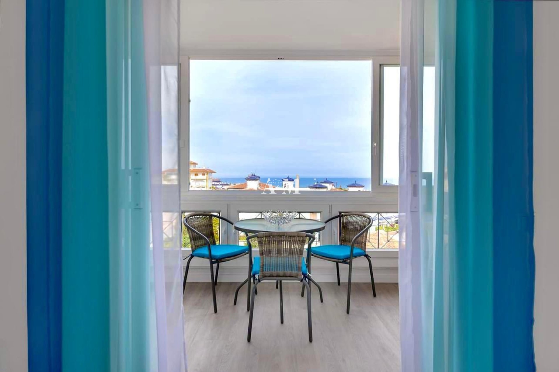 Location à long terme - Étude - Torrevieja - Torrelamata - La Mata